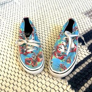 Limited edition Star Wars x Authentic 'Yoda Aloha' Vans! Size kids 1.5